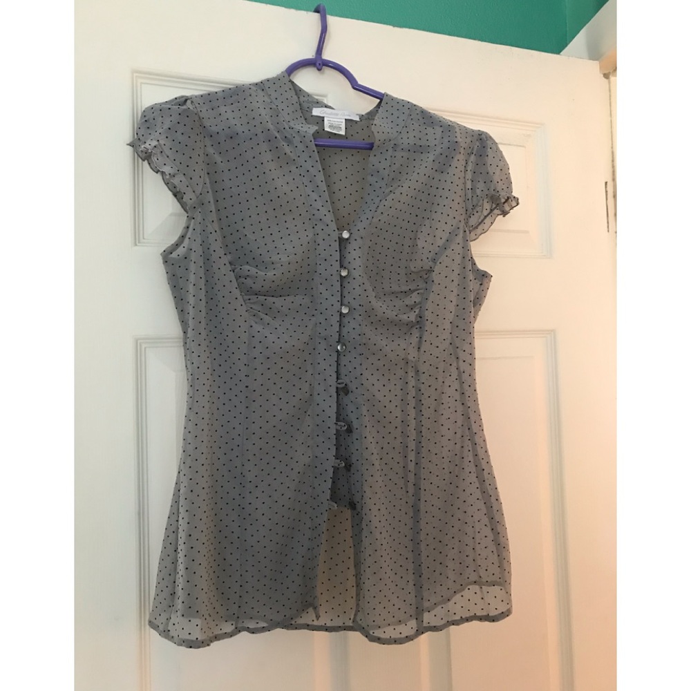 Cute grey top with black dots, pearl buttons
